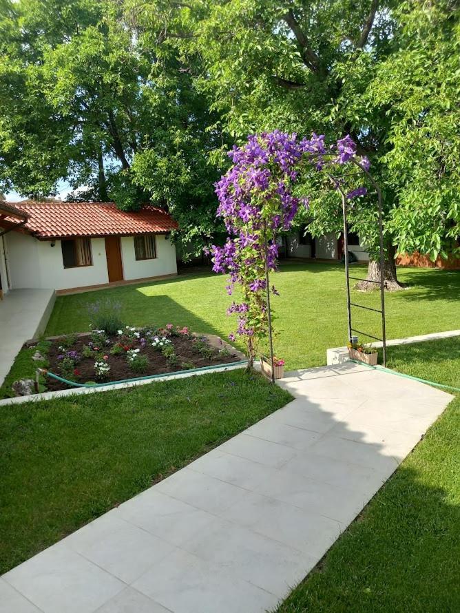 Bolyarski Stan Guest House Veliki Preslav Esterno foto