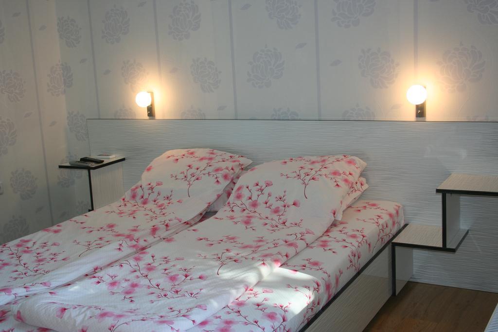Bolyarski Stan Guest House Veliki Preslav Esterno foto