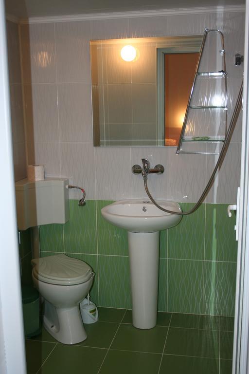 Bolyarski Stan Guest House Veliki Preslav Esterno foto