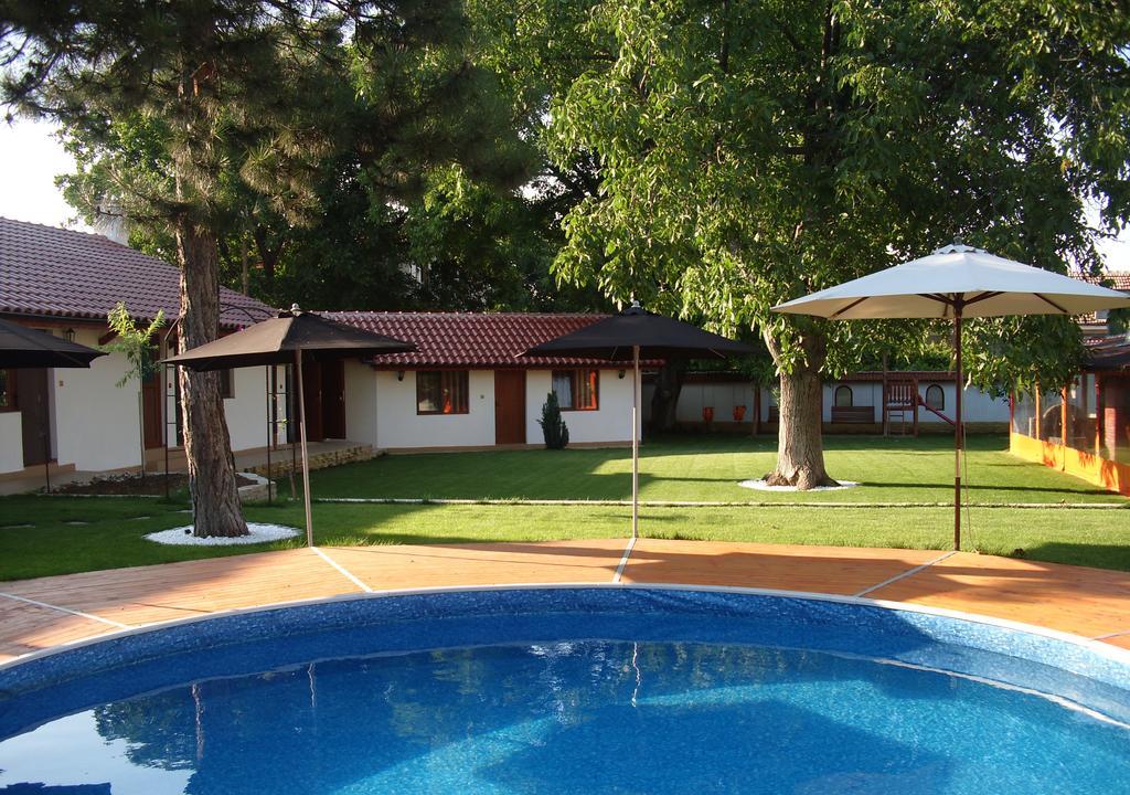 Bolyarski Stan Guest House Veliki Preslav Esterno foto